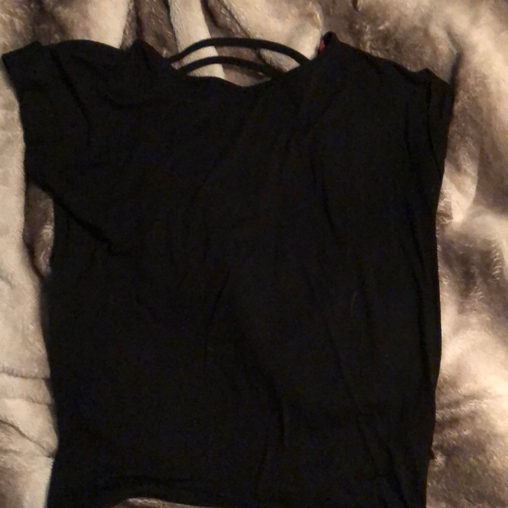 lei t shirt